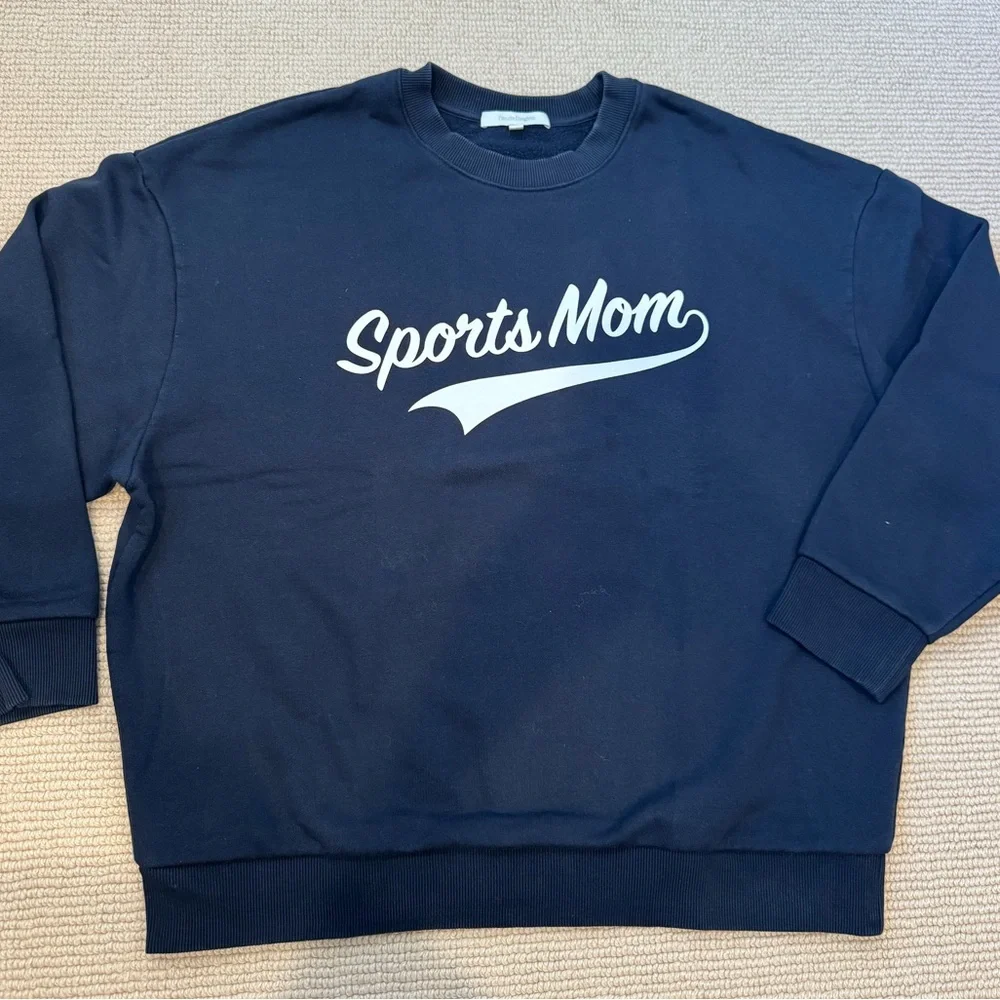 Favorite Daughter Sports Mom sweatshirt size L - Picture 2 of 8